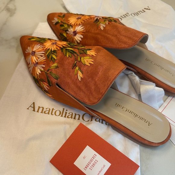 Anatolian Craft Handcrafted Sunkissed Mules - EUR 42 (see note) - NWOT - Picture 13 of 16